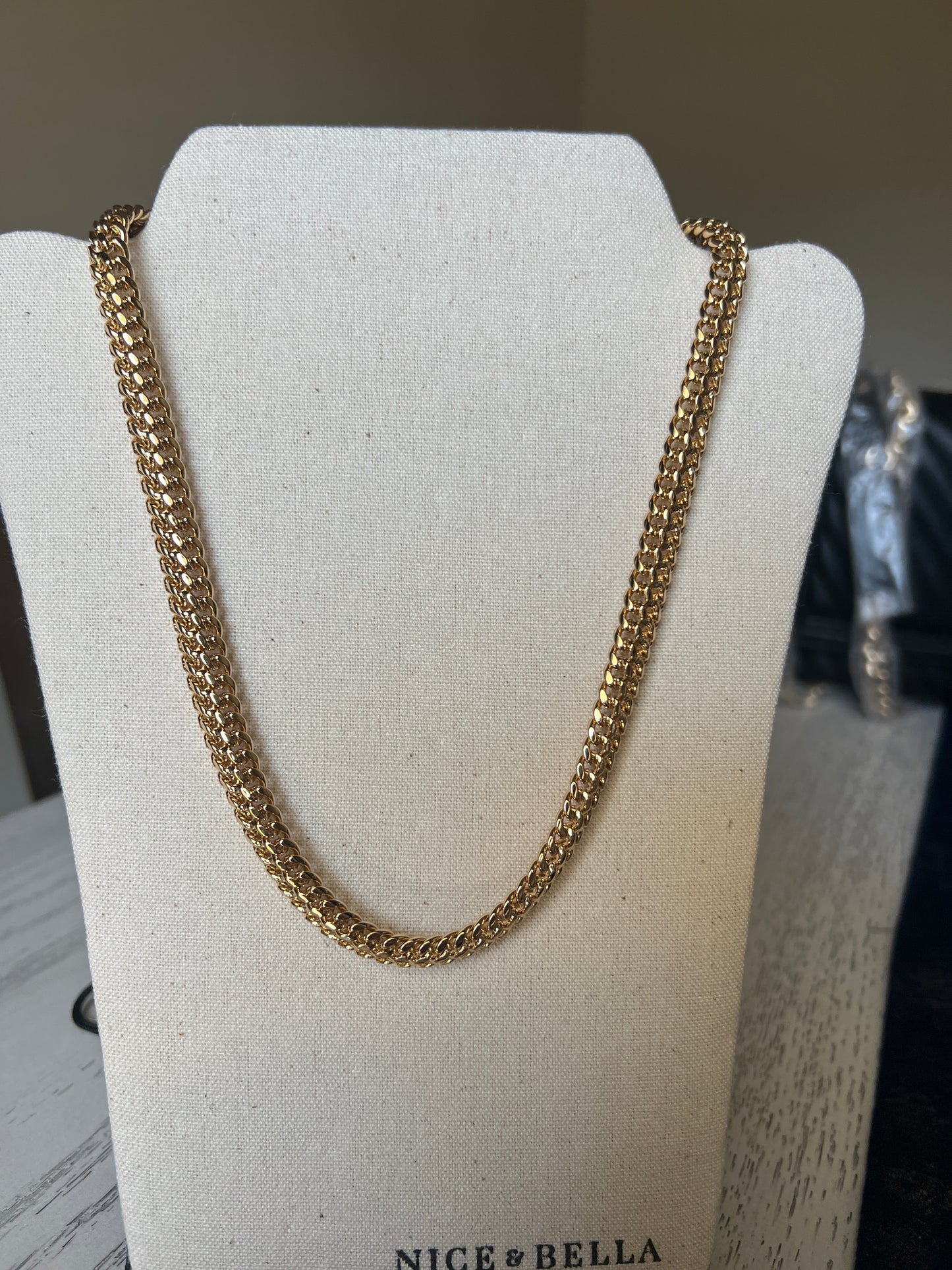 Collar